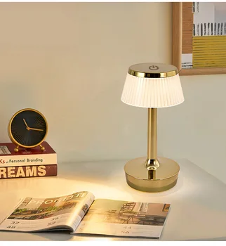 USB modernus aukso paprasta kristalų kūrybos modelis kambario Villa gyvenamojo kambario, miegamojo, Naktiniai staleliai, lempa viešbučio fojė lempos
